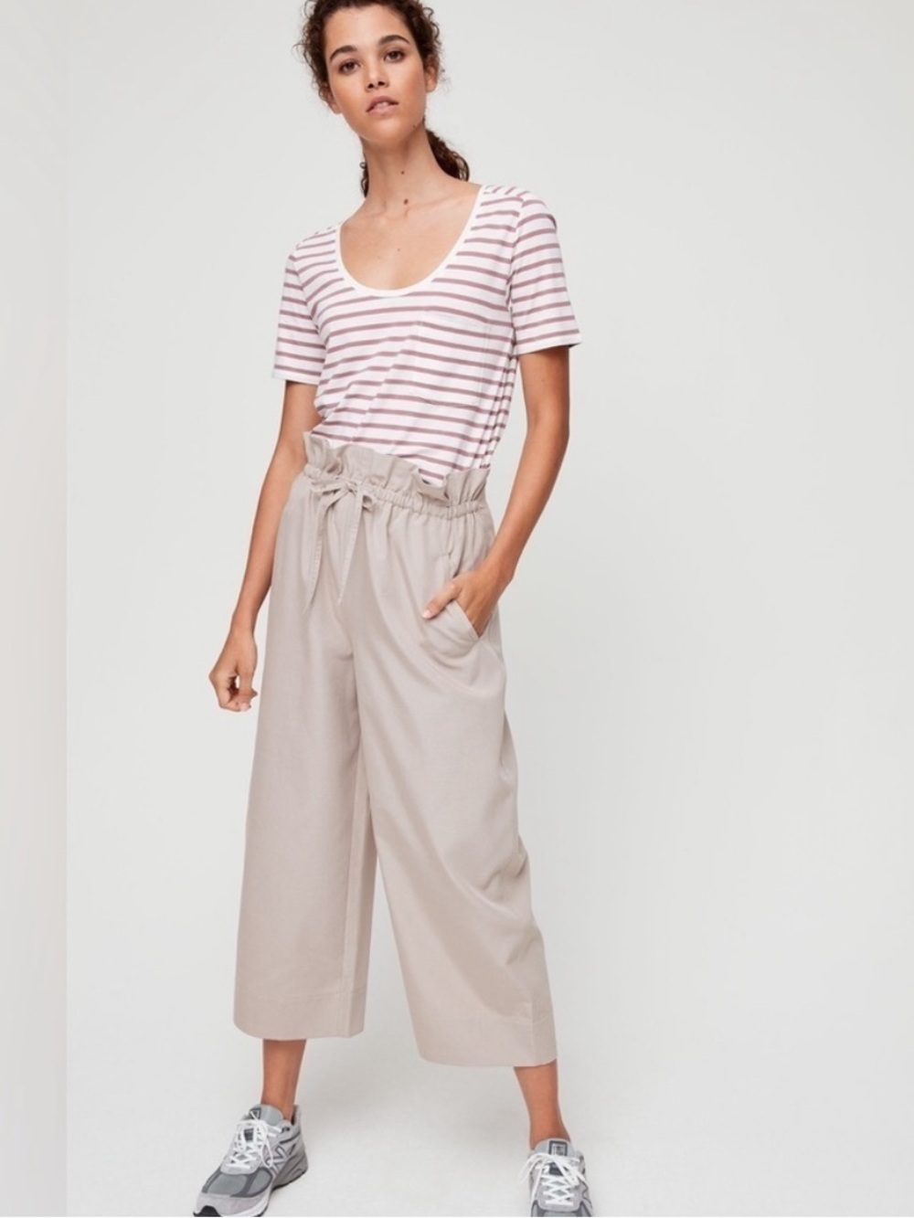 NEW Babaton The Group Kerri Paperbag Wide Leg Crop Pant Tan Size XL